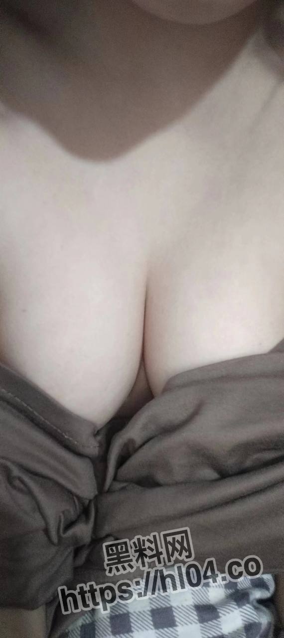 570X1280