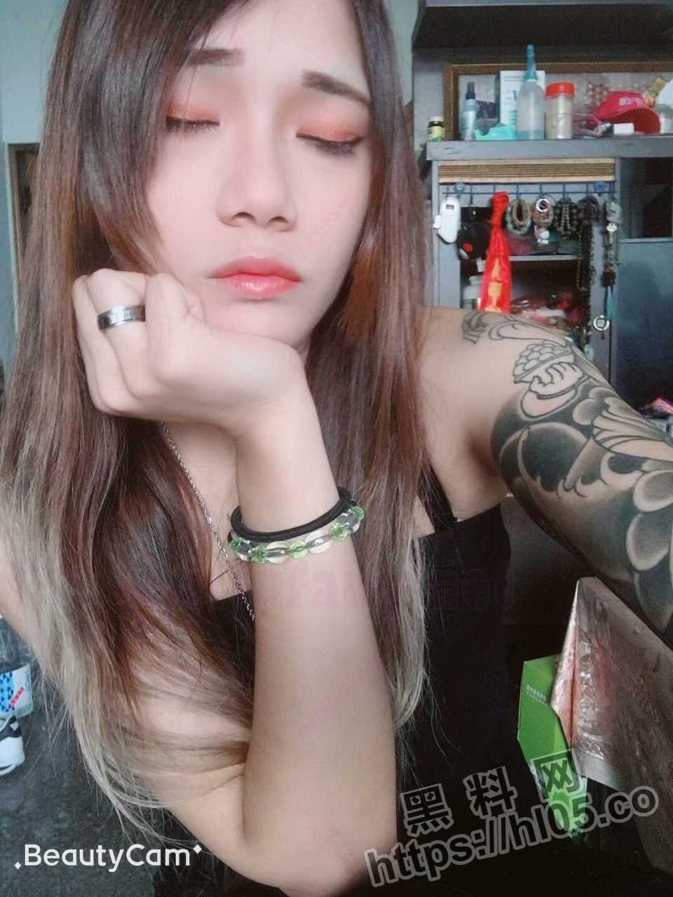960X1280
