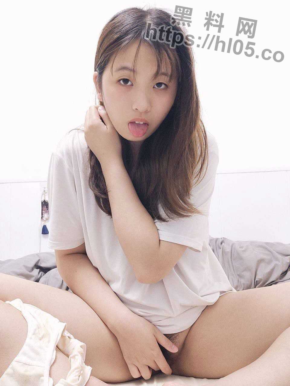 960X1280