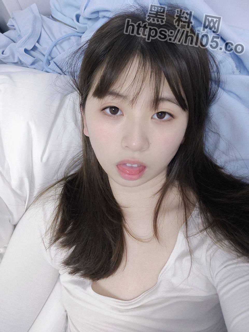 960X1280