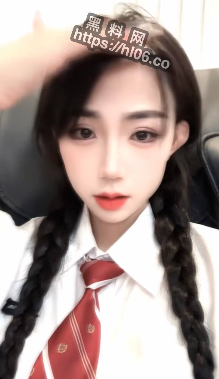 742X1280