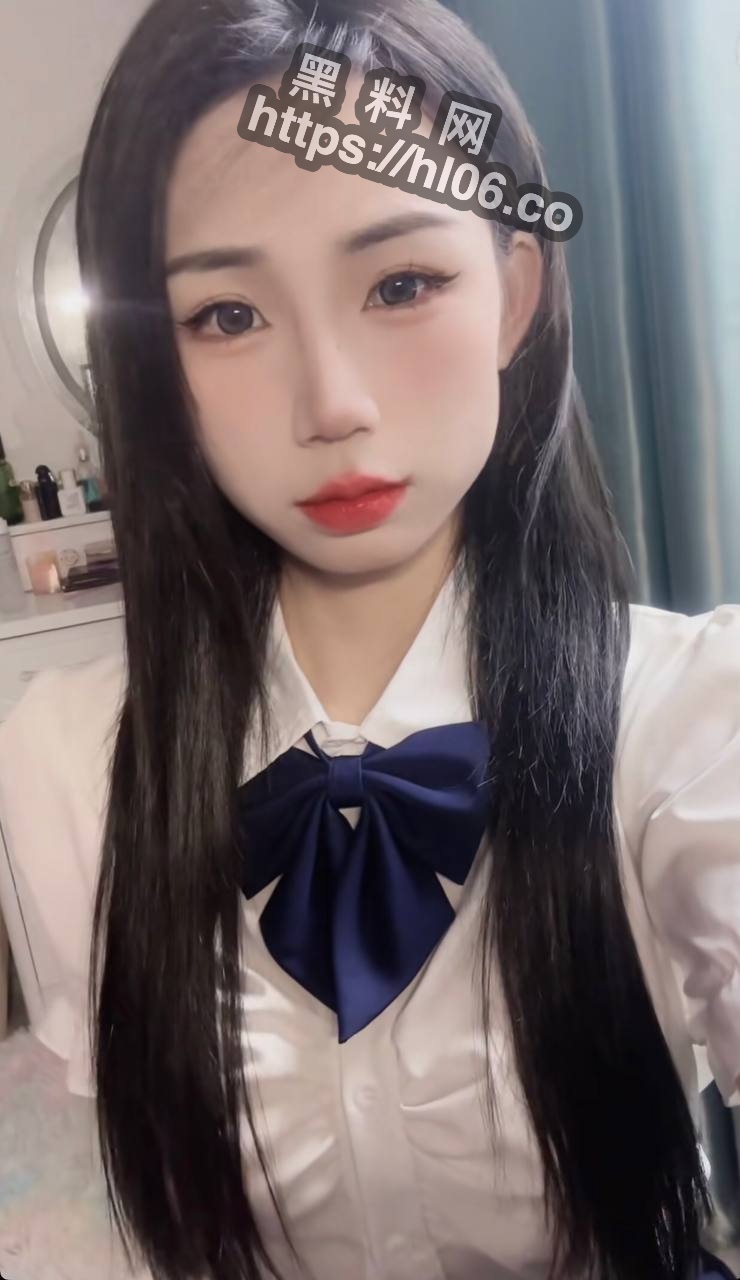 740X1280