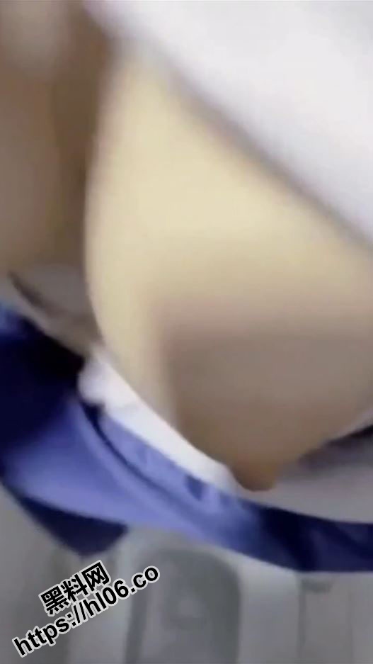 527X937